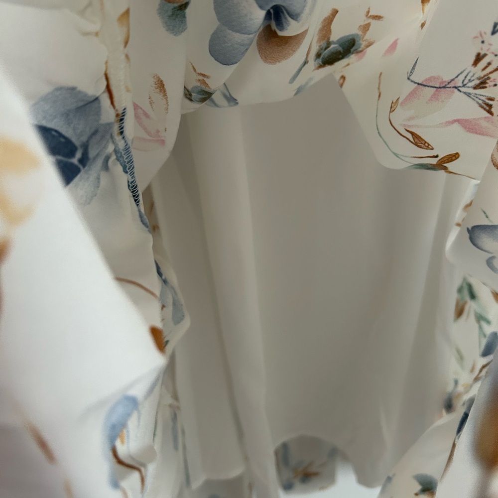 NWT Baltic Born Capri Smocked Floral Maxi Dress Size Medium - Picture 8 of 14